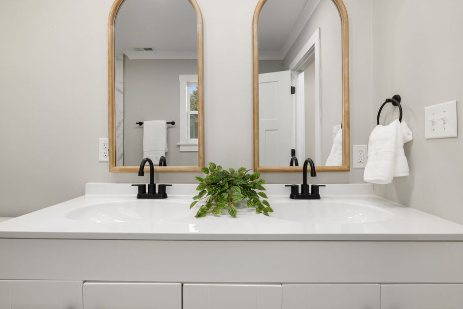 Double vanity sink in a newly remodeled bathroom